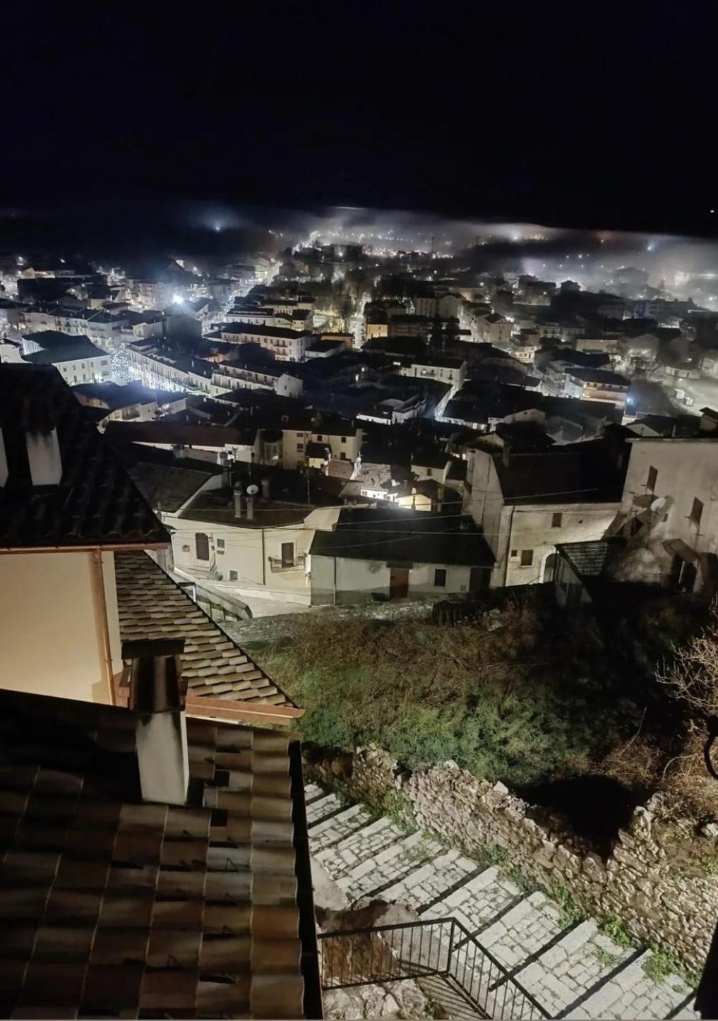 Appartement Al Civico 21 à Castel Di Sangro Chambre photo
